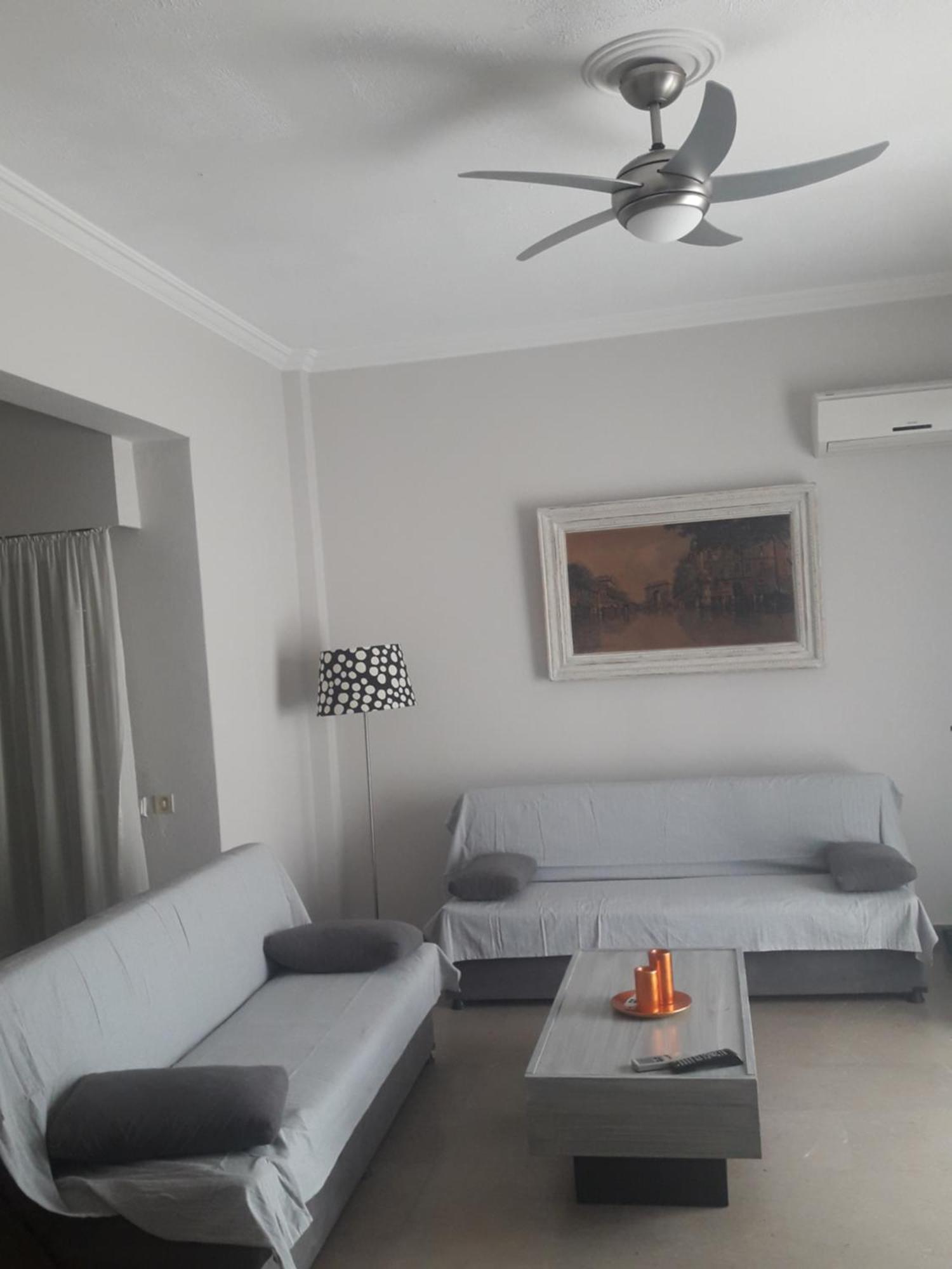 Beach Front Apartment Nea Palatia Exterior photo